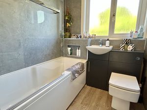 Family Bathroom- click for photo gallery